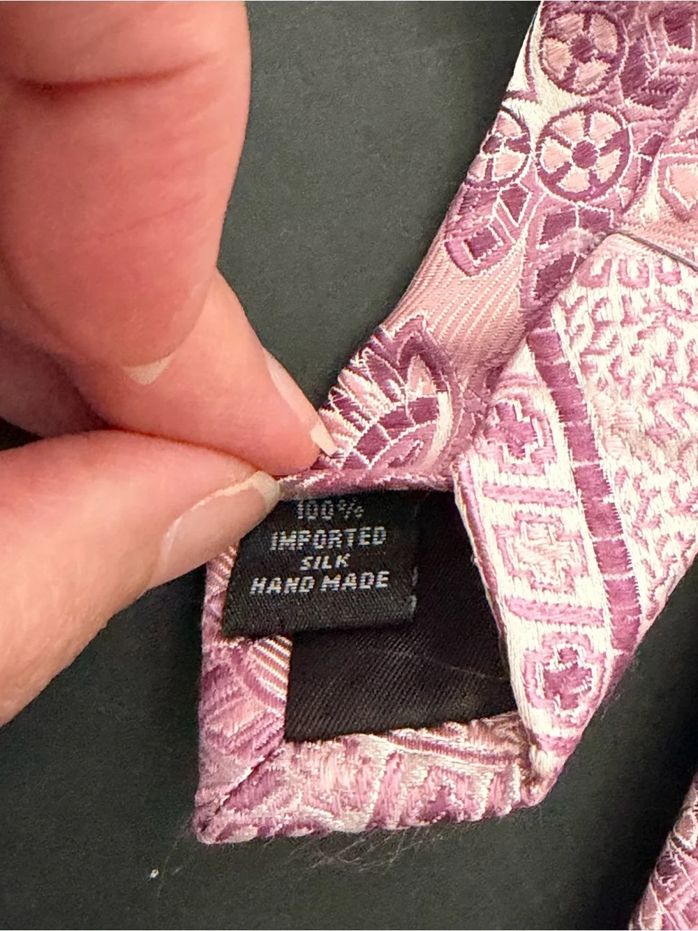 Sean John Pink Floral Classic Men’s 100% Silk Tie